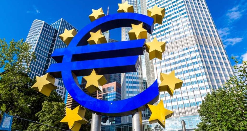 ECB Hints at Longer-Term Support for Economy in Interest Rate Decision